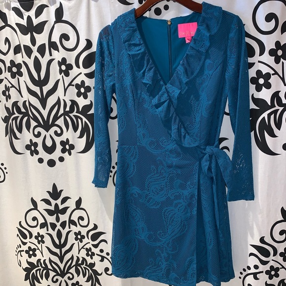 Lilly Pulitzer Tiki Wrap Ruffle Romper Inky Tidal - Picture 2 of 7